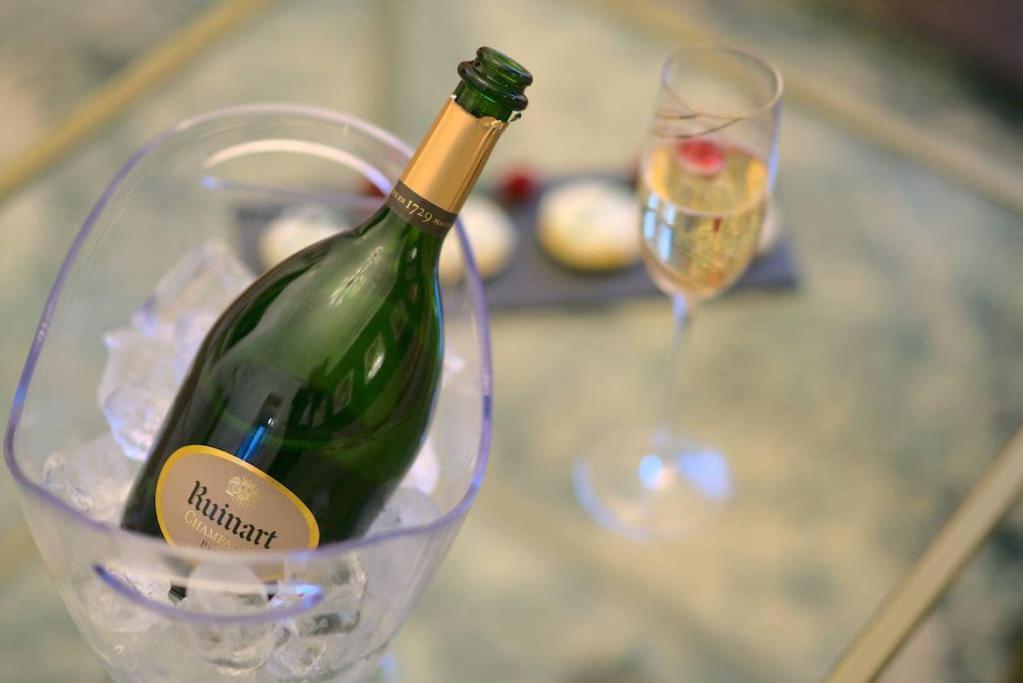 Royal Room Jacuzzi Haut De Gamme Centre Ville Mulhouse Eksteriør billede