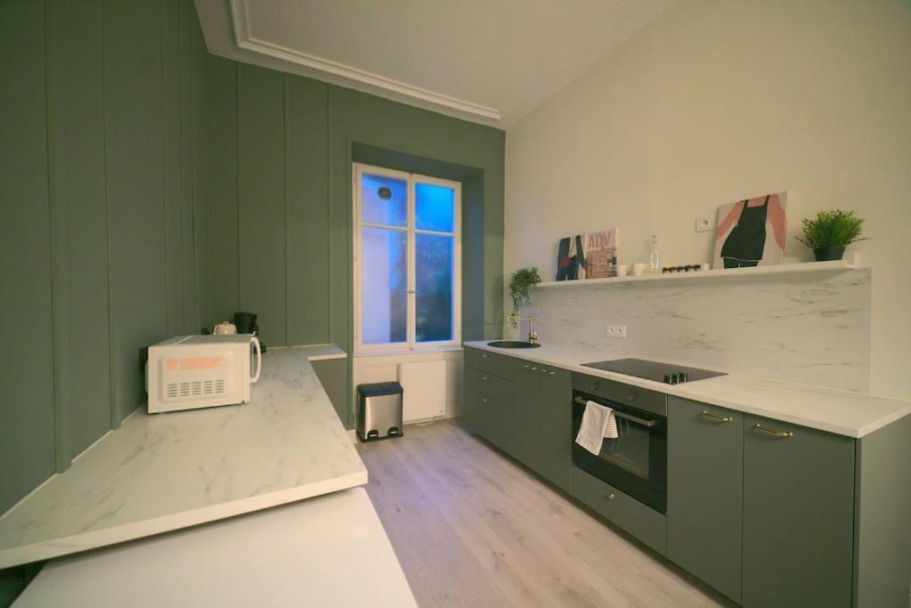 Royal Room Jacuzzi Haut De Gamme Centre Ville Mulhouse Eksteriør billede